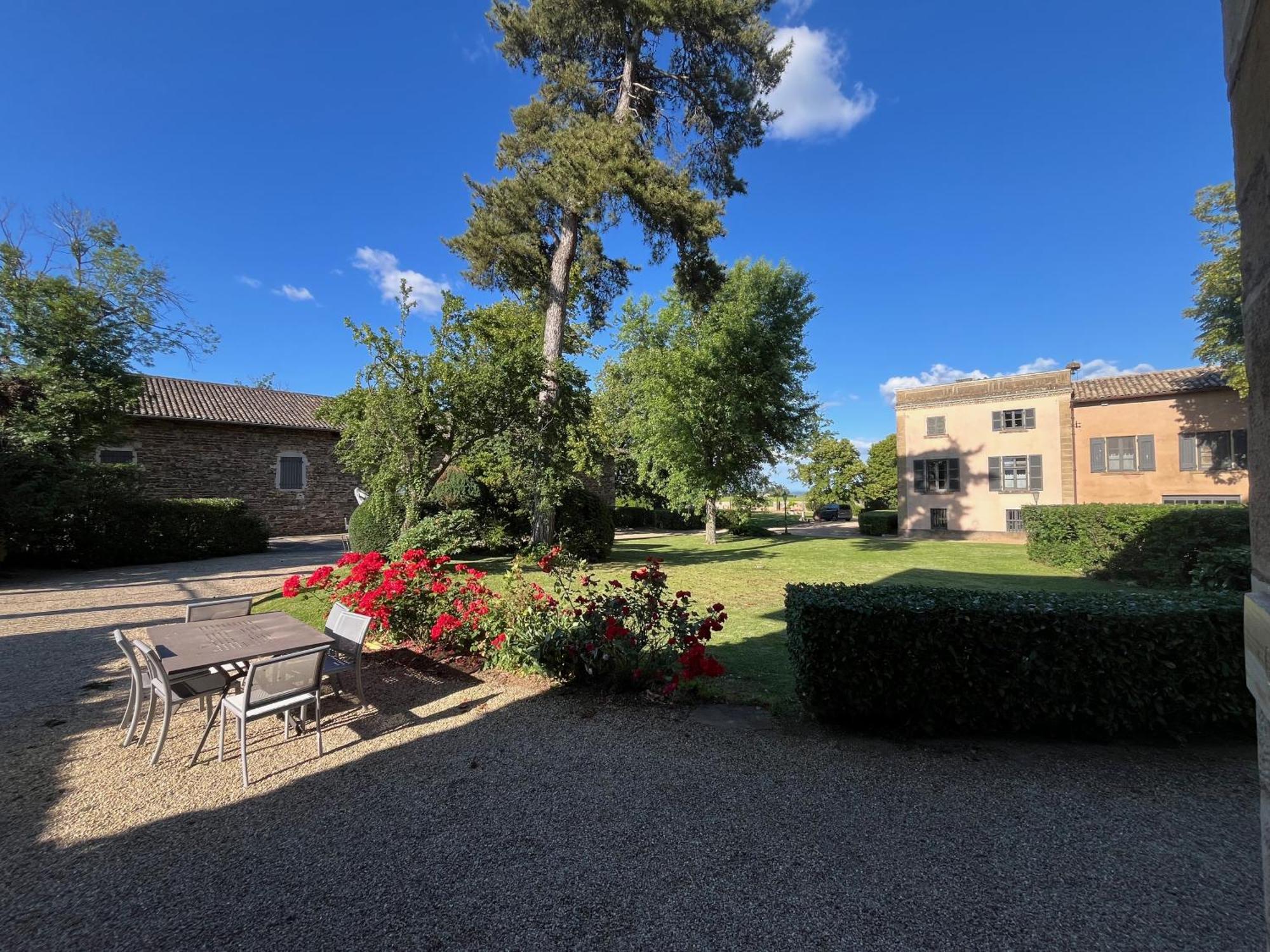 Chateau De Briante Saint-Lager Exterior photo